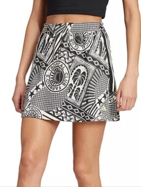 Adidas X Farm Rio Skirt Size XL Cream Black White Sporty Vibrant Mini Skirt